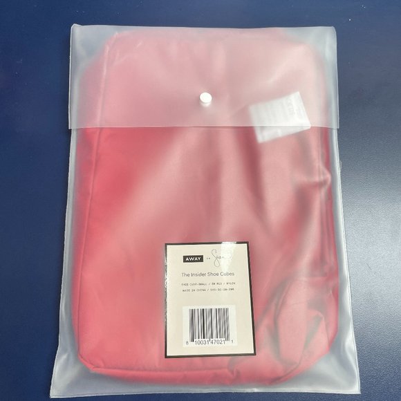 New Away x Serena Williams The Shoe Cube - Picture 2 of 8